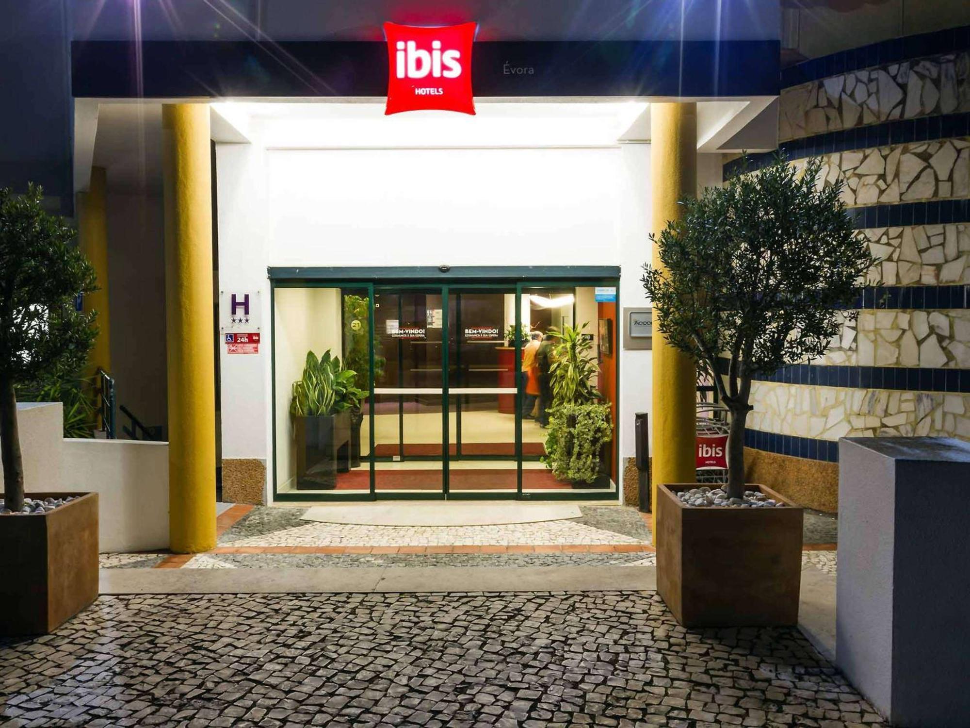 埃武拉宜必思酒店 外观 照片